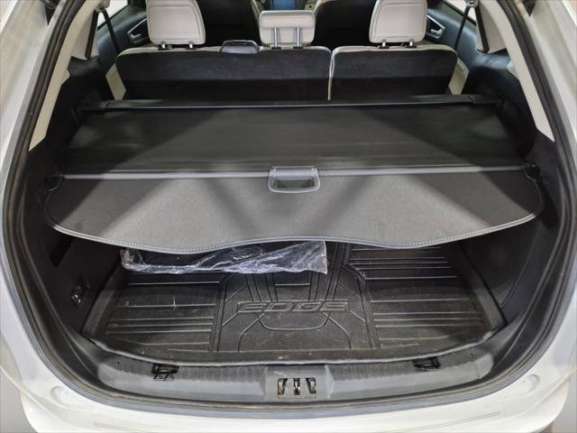 Certified 2021 Ford Edge Titanium w/ Equipment Group 301A image 24