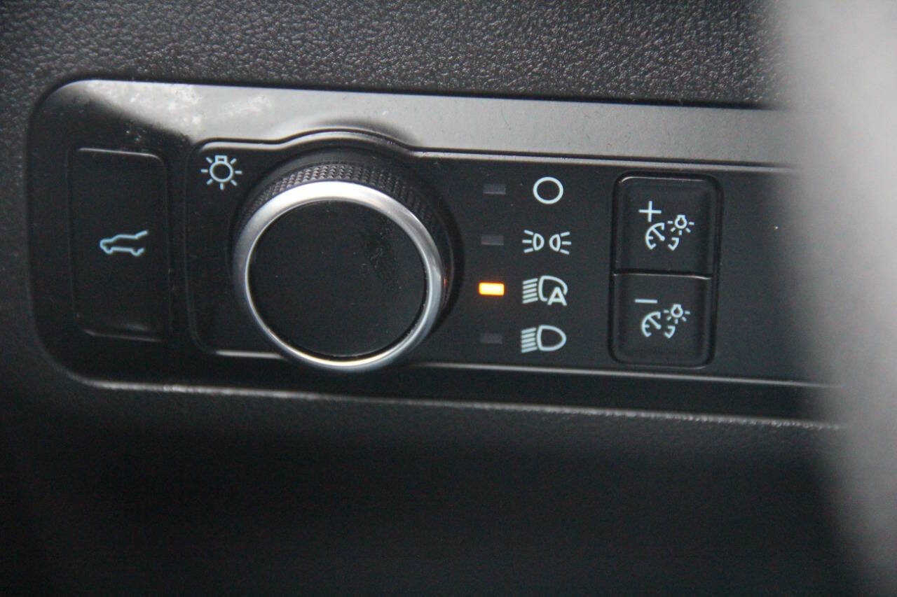 Certified 2024 Ford Escape ST-Line w/ Tech Pack #1 image 30