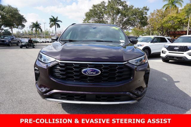 Certified 2023 Ford Escape ST-Line w/ Equipment Group 301A image 6