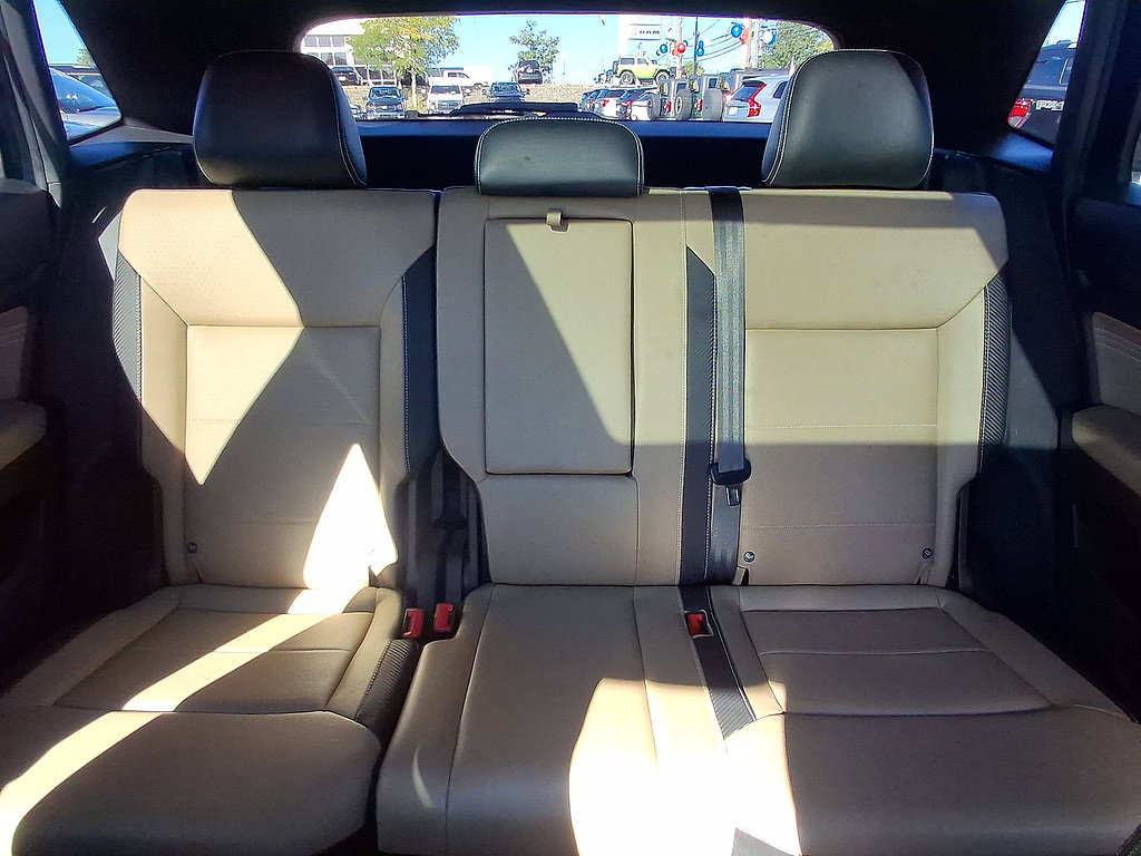 Used 2021 Volkswagen Atlas Cross Sport SE w/ Panoramic Sunroof Package AWD/4WD image 13