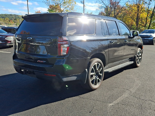 Used 2023 Chevrolet Suburban RST w/ Luxury Package AWD/4WD image 14