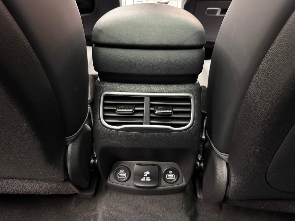 Used 2023 Hyundai Santa Fe Calligraphy w/ Cargo Package AWD/4WD image 12