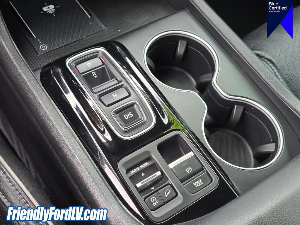 Used 2025 Honda Pilot Elite image 28