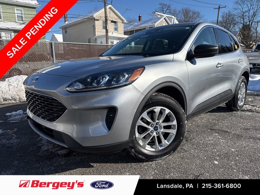 Certified 2022 Ford Escape SE w/ Cold Weather Package