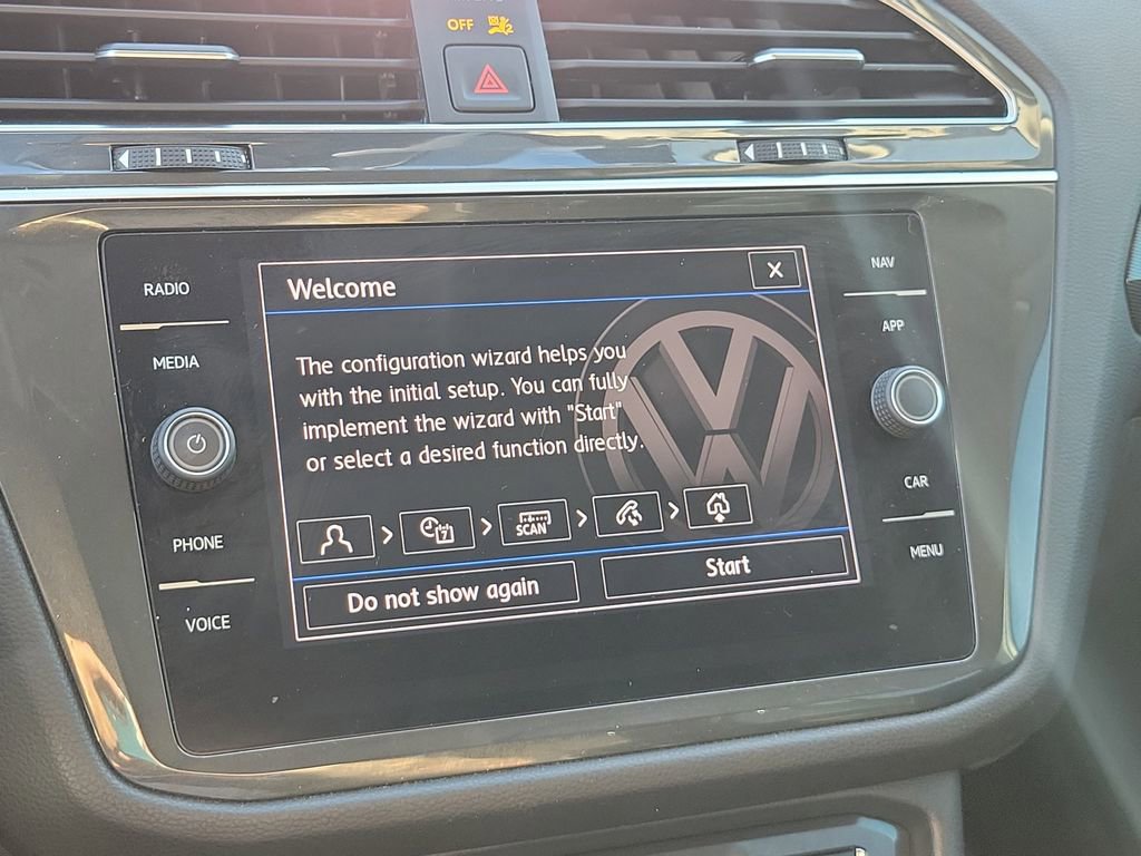 Used 2019 Volkswagen Tiguan SEL Premium image 30