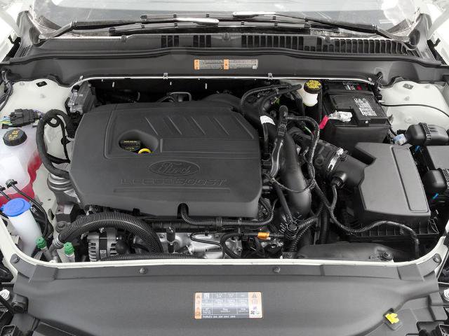 Certified 2017 Ford Fusion SE FWD image 8