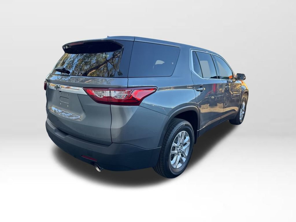 Used 2018 Chevrolet Traverse LS image 4