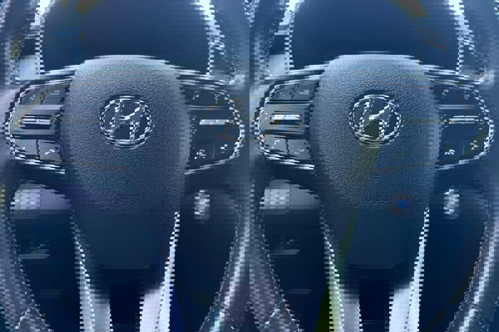 Used 2021 Hyundai Santa Fe SEL w/ Convenience Package image 23