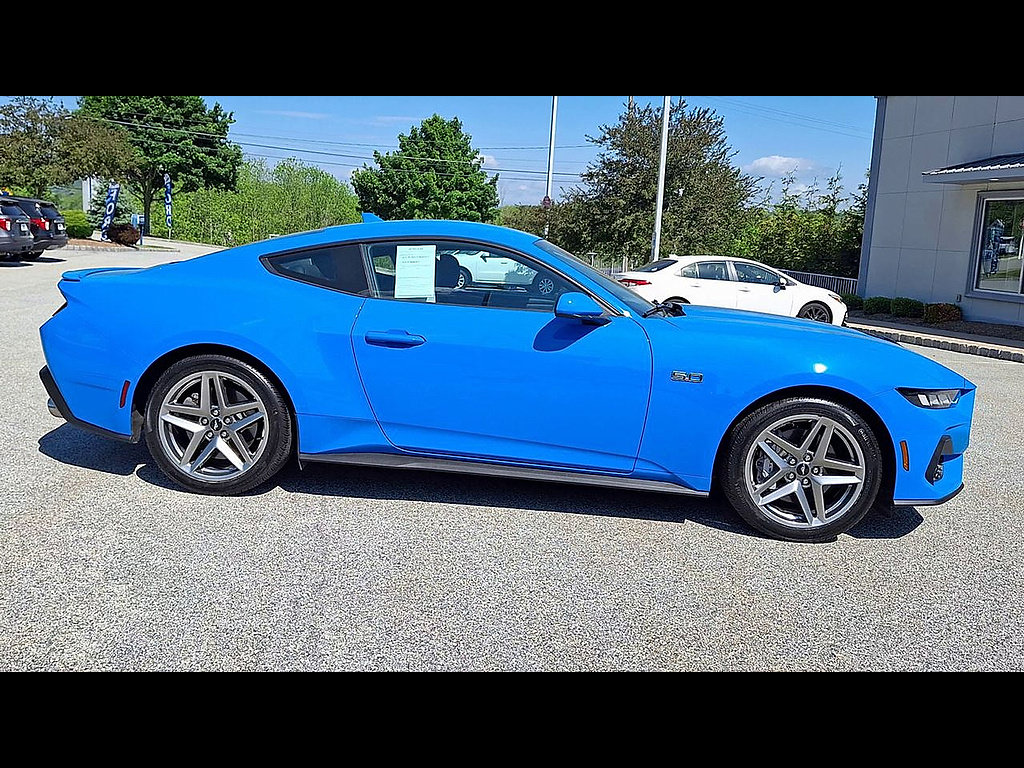 Certified 2024 Ford Mustang GT RWD image 9