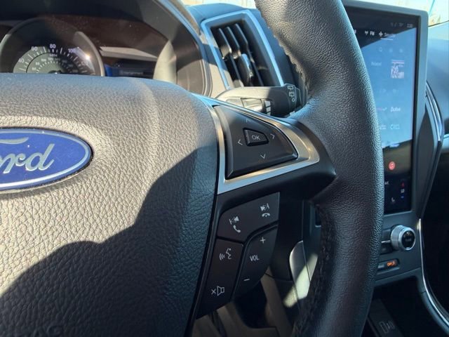 Certified 2022 Ford Edge Titanium image 27