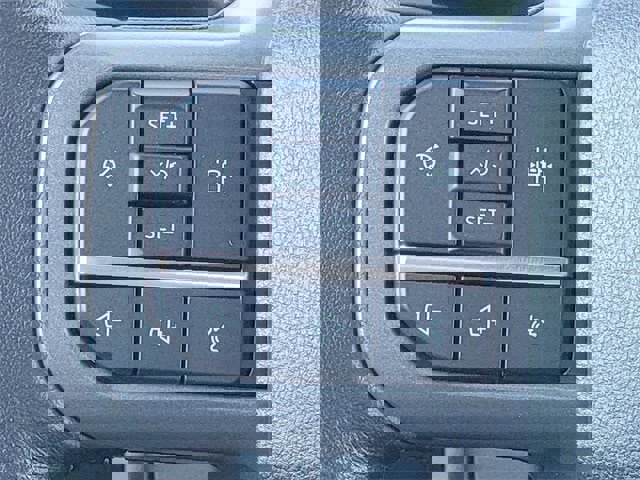 Certified 2022 Ford F150 XLT w/ Equipment Group 302A High image 33