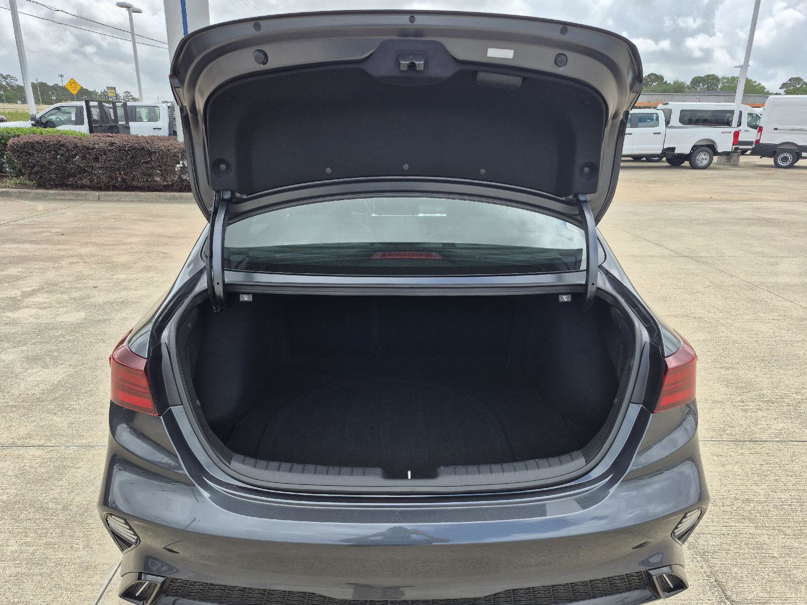 Used 2024 Kia Forte GT-Line FWD image 16