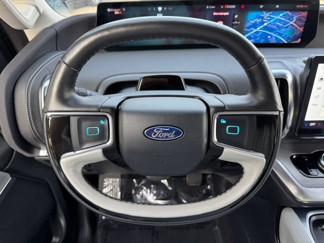 Certified 2025 Ford Expedition Platinum w/ Driver's Package AWD/4WD image 25