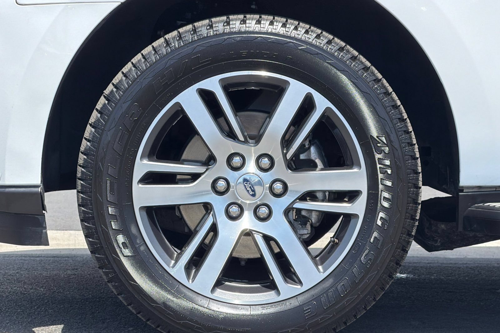 Certified 2024 Ford Expedition Max Limited RWD image 27
