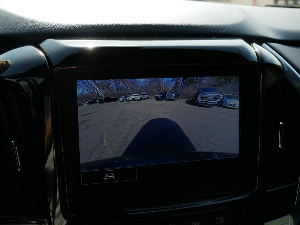 Used 2023 Chevrolet Traverse LT image 28