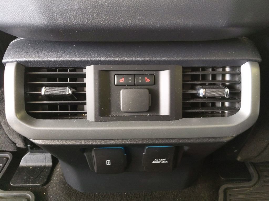 Certified 2022 Ford F150 Lariat w/ Equipment Group 502A High AWD/4WD image 16