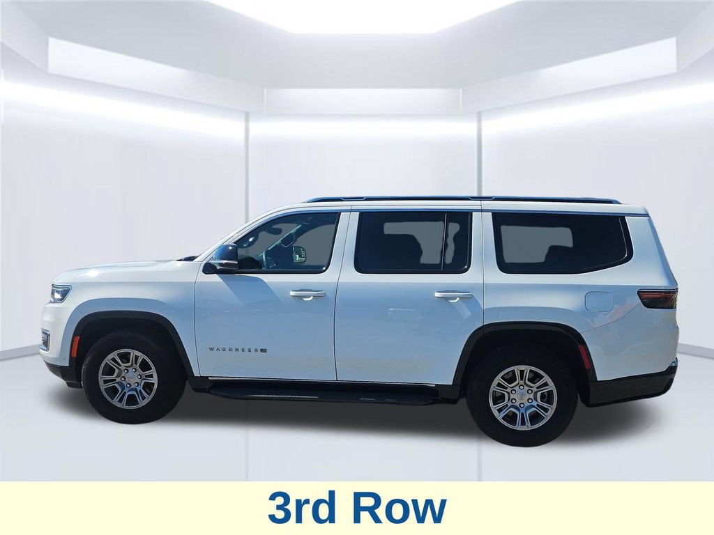 Used 2023 Jeep Wagoneer 4WD image 18