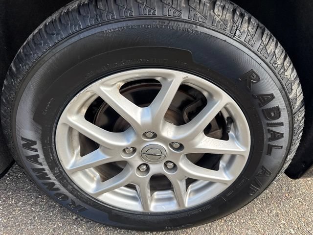 Used 2025 Chrysler Pacifica Select FWD image 11