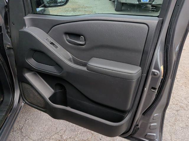 Used 2022 Nissan Frontier S w/ Technology Package RWD image 21