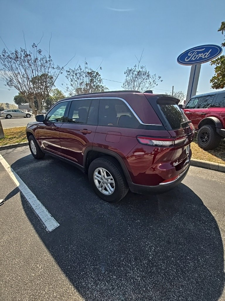 Used 2025 Jeep Grand Cherokee Laredo w/ Trailer Tow Package image 5