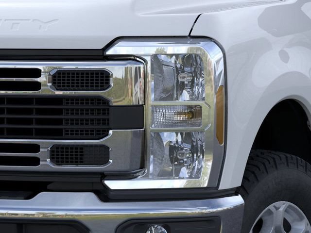 Certified 2026 Ford F350 XLT w/ FX4 Off-Road Package AWD/4WD image 18
