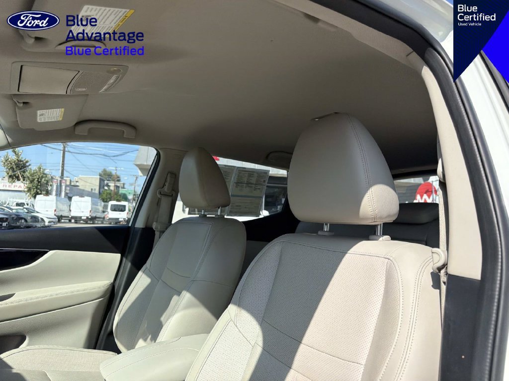 Used 2019 Nissan Rogue Sport SL FWD image 18