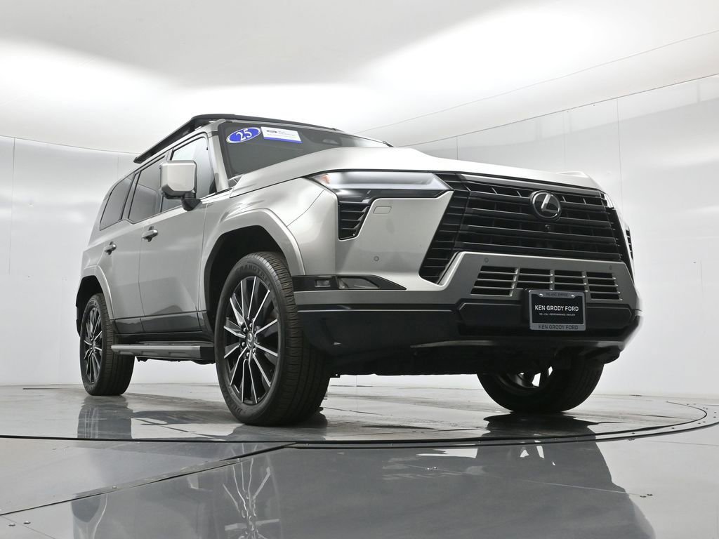 Used 2025 Lexus GX 550 w/ Accessory Package (2T) image 5