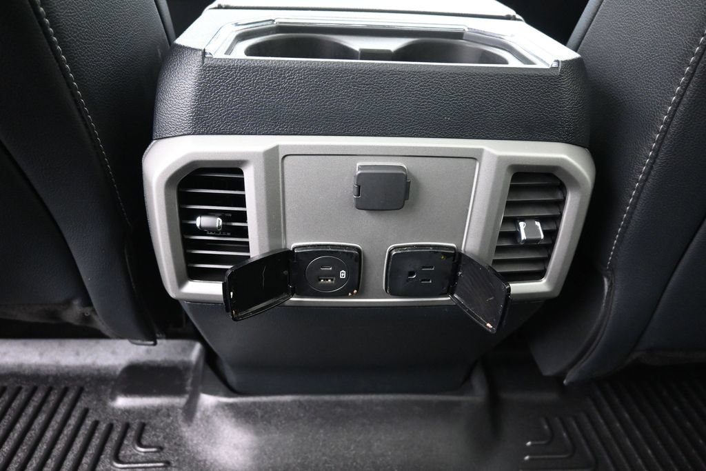 Certified 2022 Ford F250 Lariat w/ Lariat Ultimate Package AWD/4WD image 22