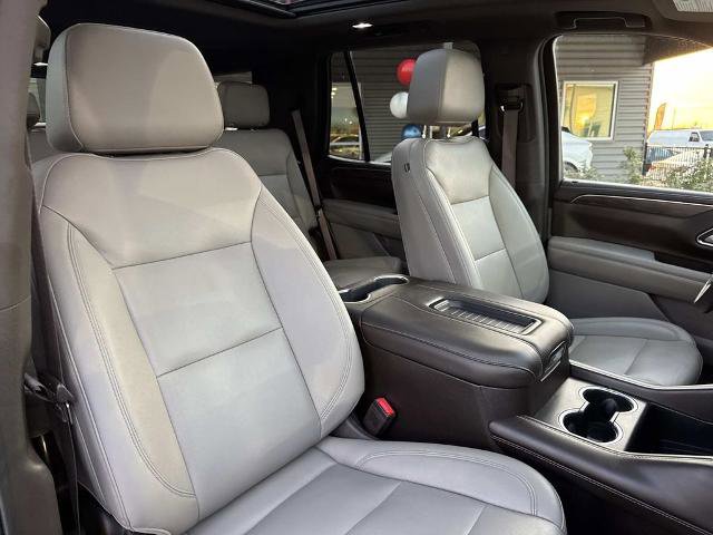 Used 2022 Chevrolet Tahoe Z71 w/ Luxury Package AWD/4WD image 14
