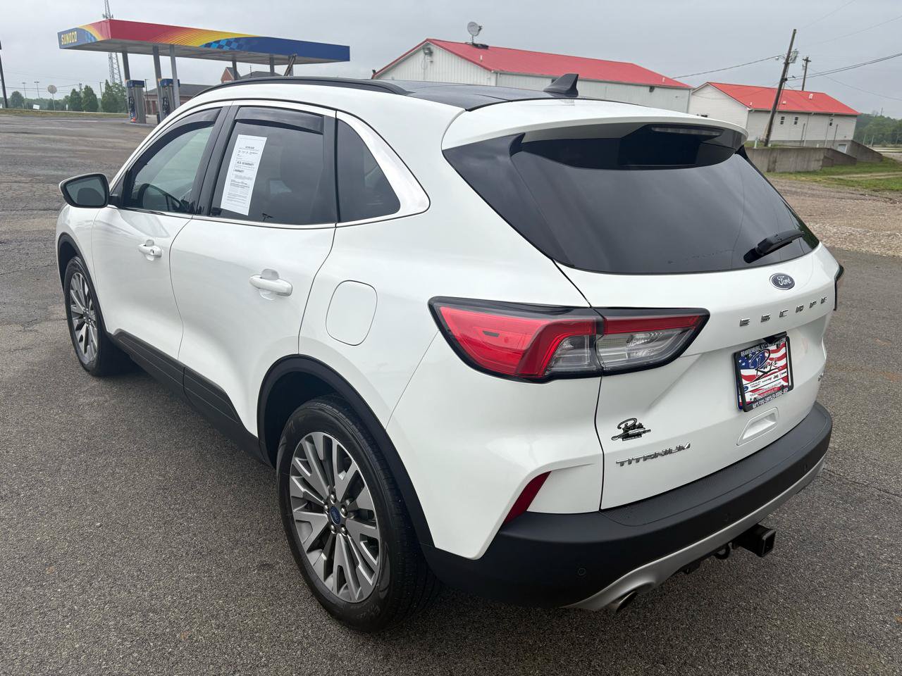Certified 2022 Ford Escape Titanium w/ Class II Trailer Tow Package AWD/4WD image 5