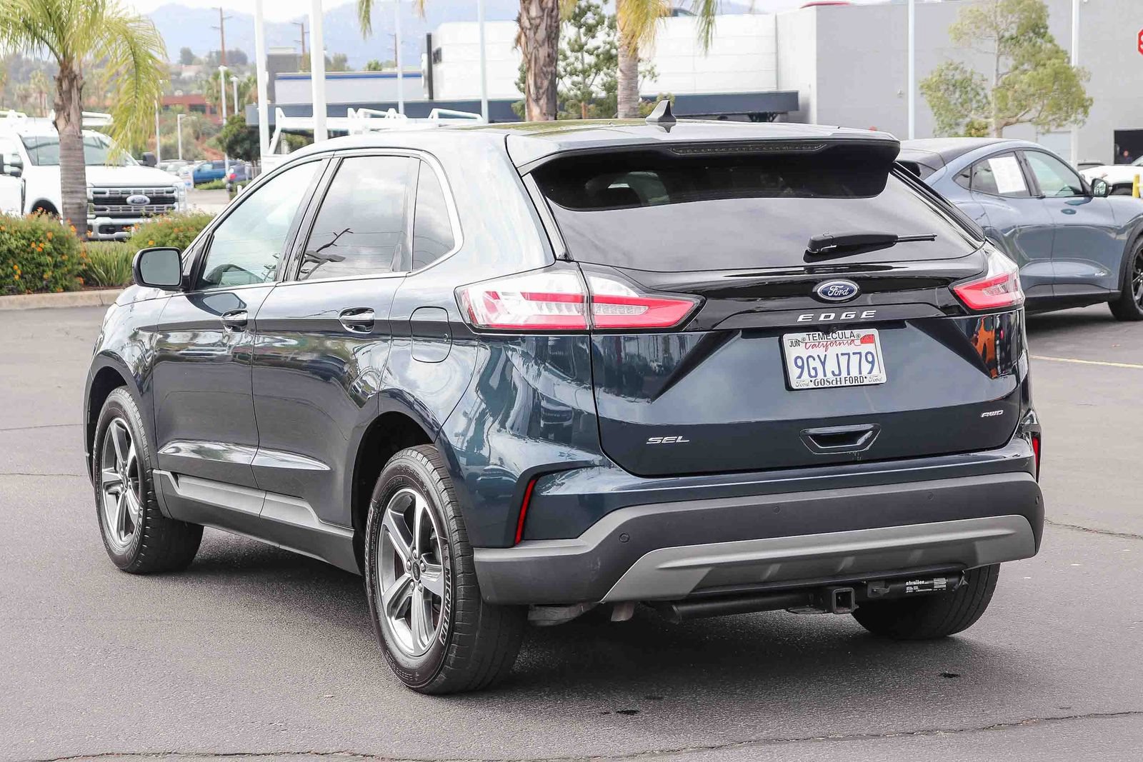Certified 2023 Ford Edge SEL w/ Convenience Package AWD/4WD image 6