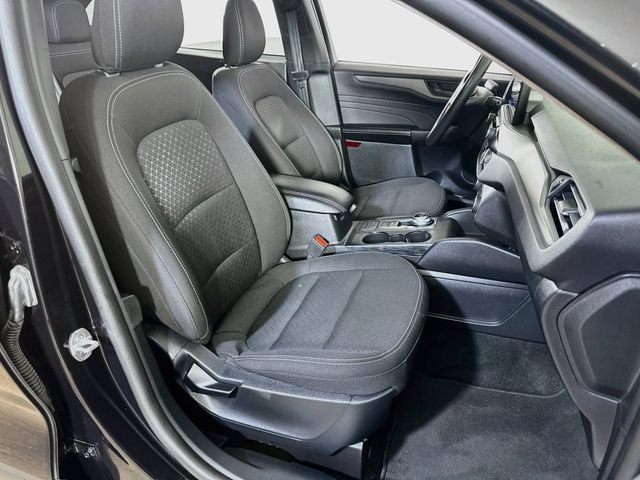 Certified 2025 Ford Escape Active AWD/4WD image 13