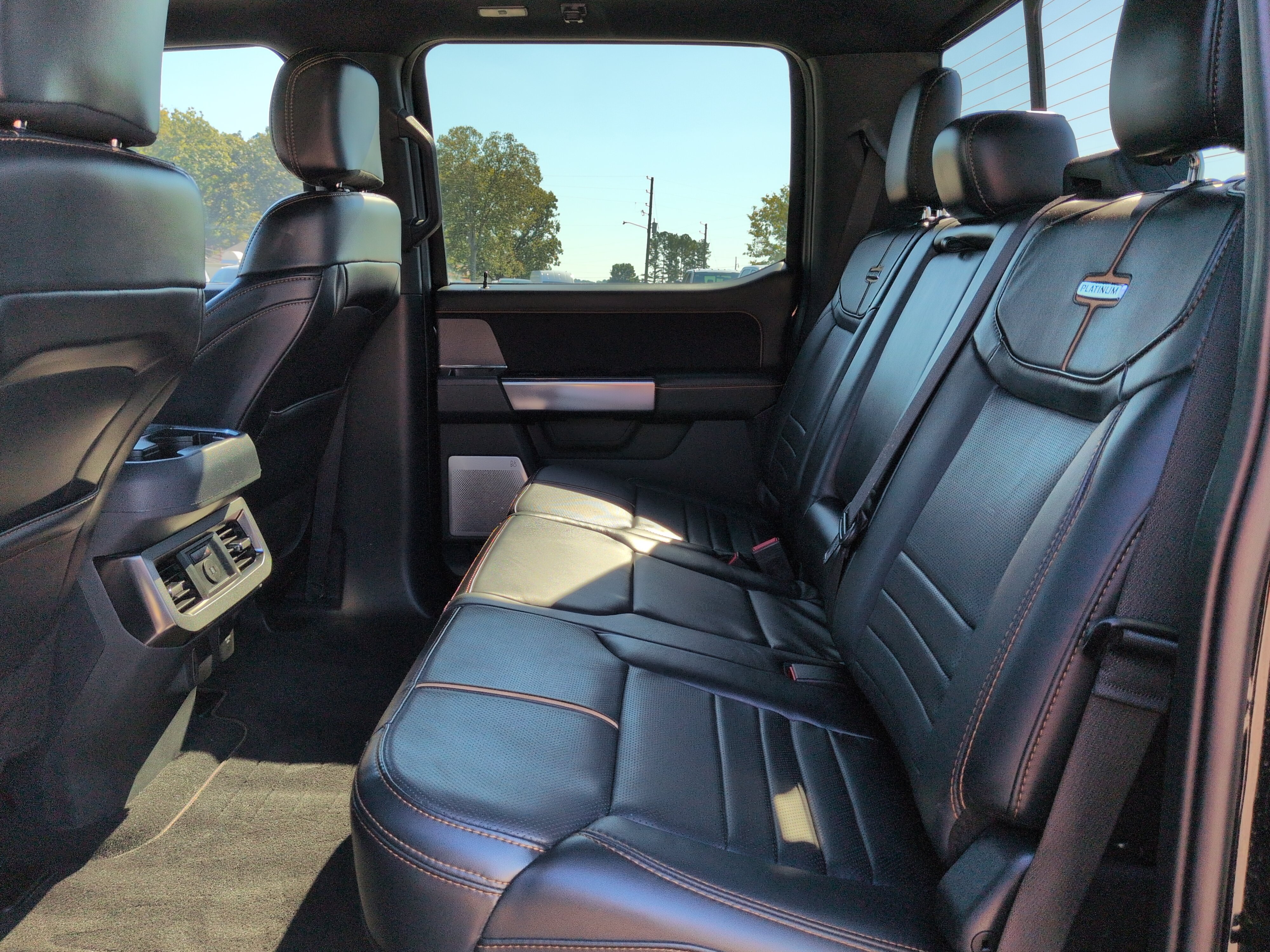 Certified 2024 Ford F250 Platinum w/ Tremor Off-Road Package AWD/4WD image 12