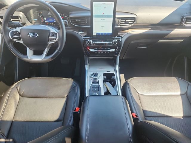 Certified 2023 Ford Explorer Limited w/ Limited Technology Package image 8