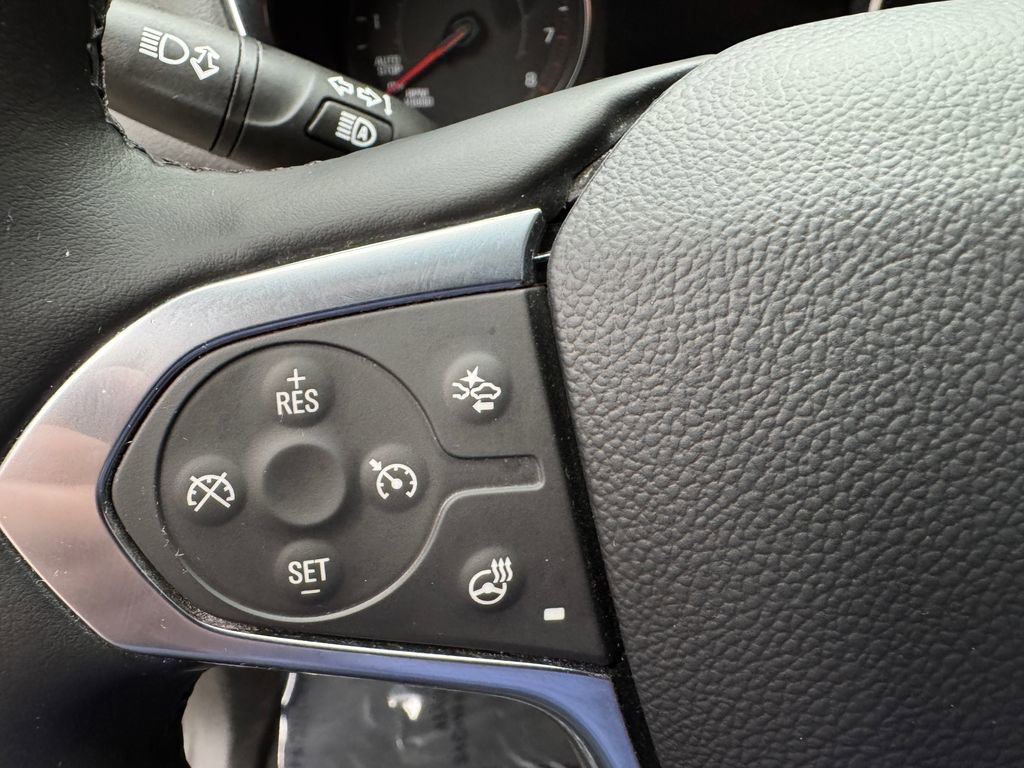 Used 2023 Chevrolet Traverse LT AWD/4WD image 14