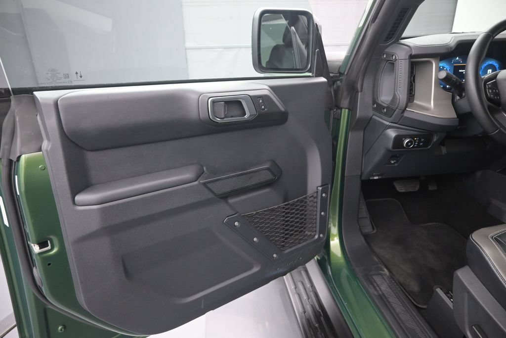 Certified 2025 Ford Bronco Outer Banks AWD/4WD image 14