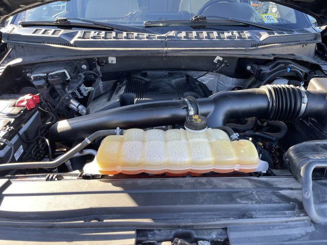 Certified 2019 Ford F150 Lariat w/ Equipment Group 502A Luxury AWD/4WD image 3