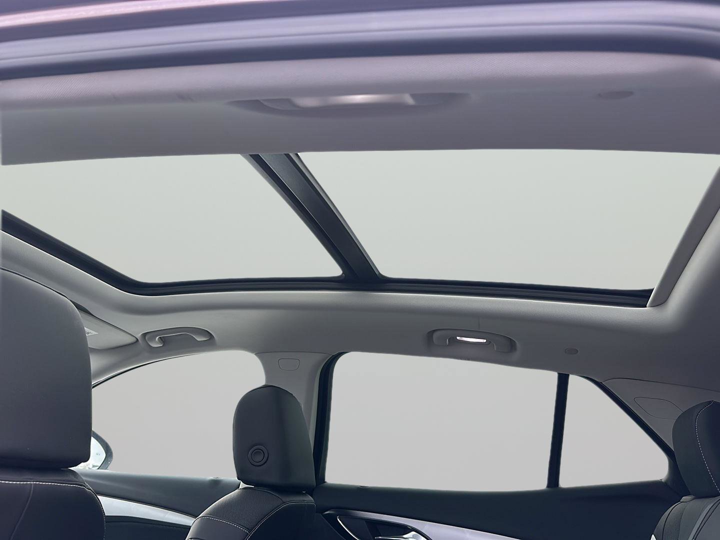 Used 2024 Buick Envision Sport Touring image 28