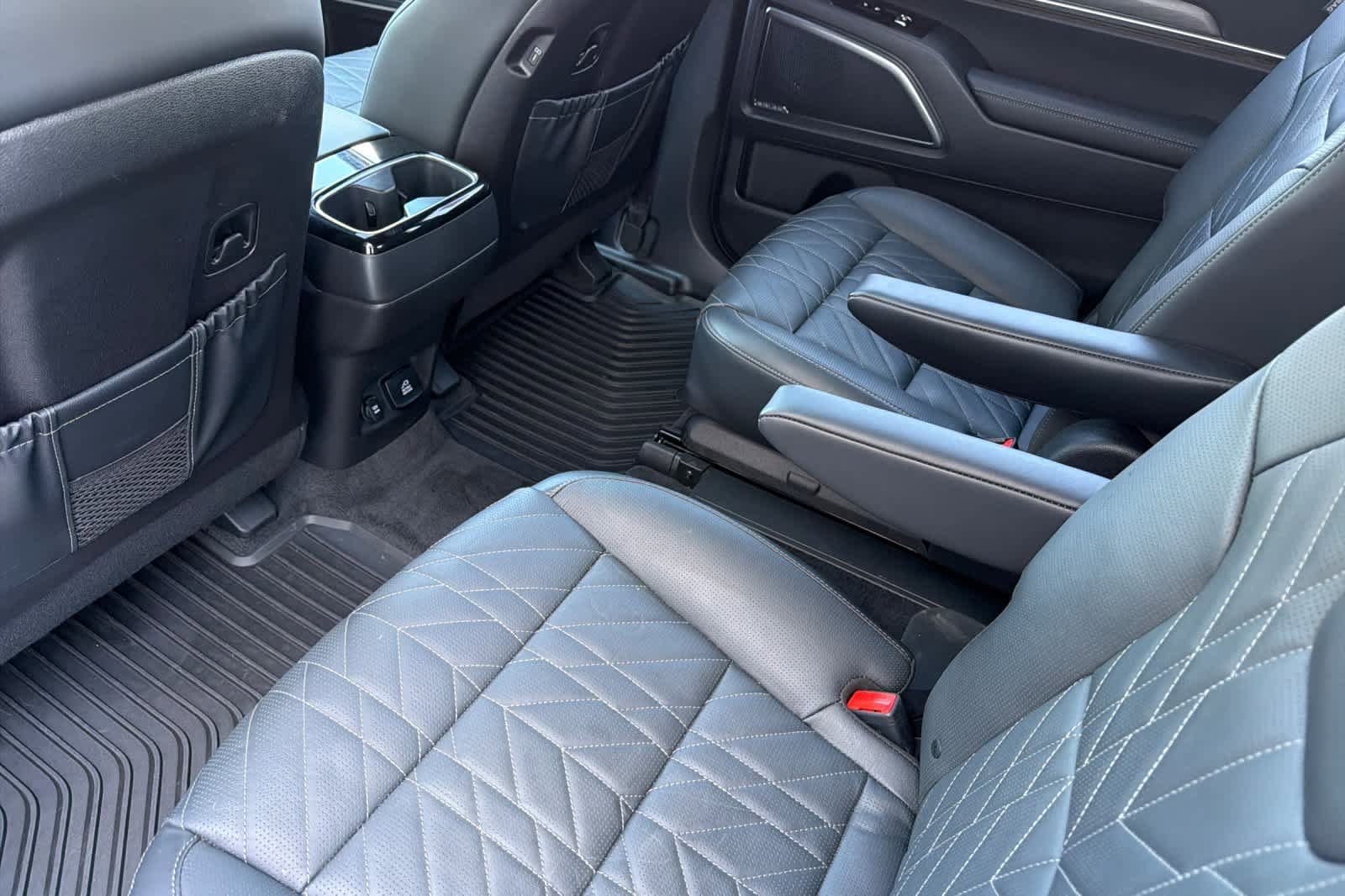 Used 2025 Kia Telluride SX Prestige X-Pro AWD/4WD image 4