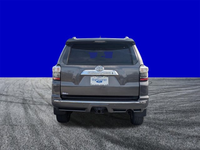 Used 2018 Toyota 4Runner Limited AWD/4WD image 5