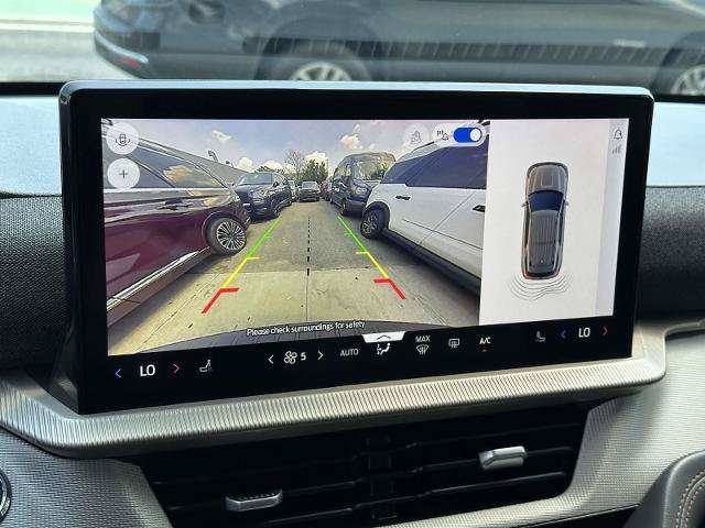 Certified 2025 Ford Explorer Active AWD/4WD image 21