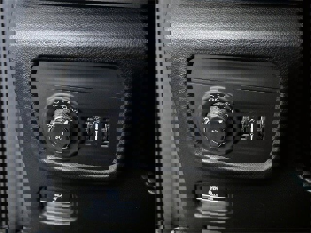 Used 2021 Jeep Grand Cherokee L Overland w/ Advanced Protech Group III image 24