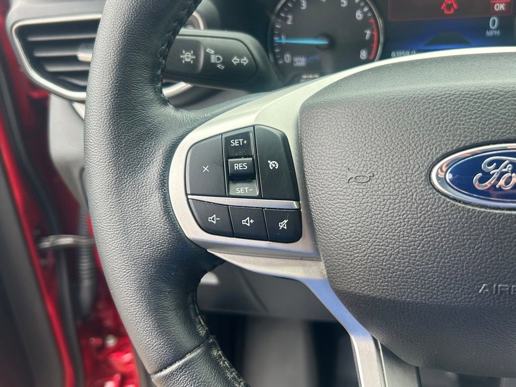 Certified 2022 Ford Explorer XLT w/ Equipment Group 202A image 40