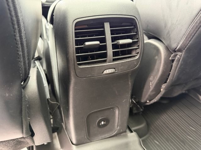 Certified 2023 Ford Escape Platinum FWD image 30