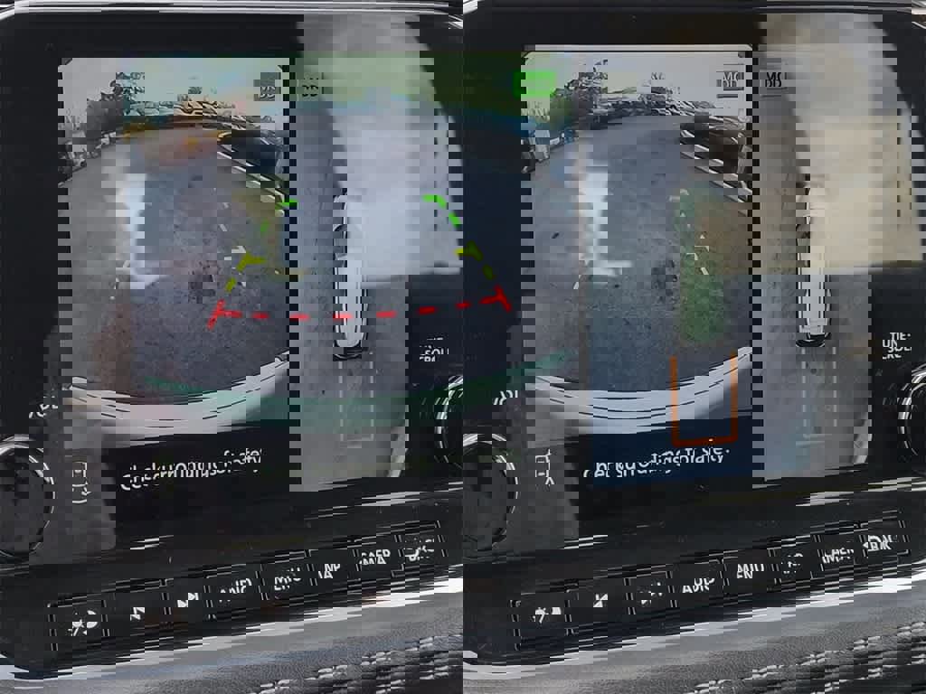 Used 2023 Nissan Rogue Platinum w/ Platinum Premium Package image 32