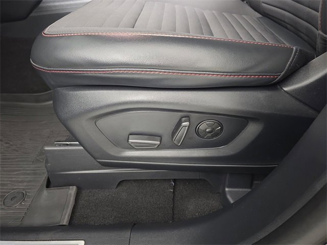 Certified 2025 Ford Explorer ST-Line w/ Premium Package image 17