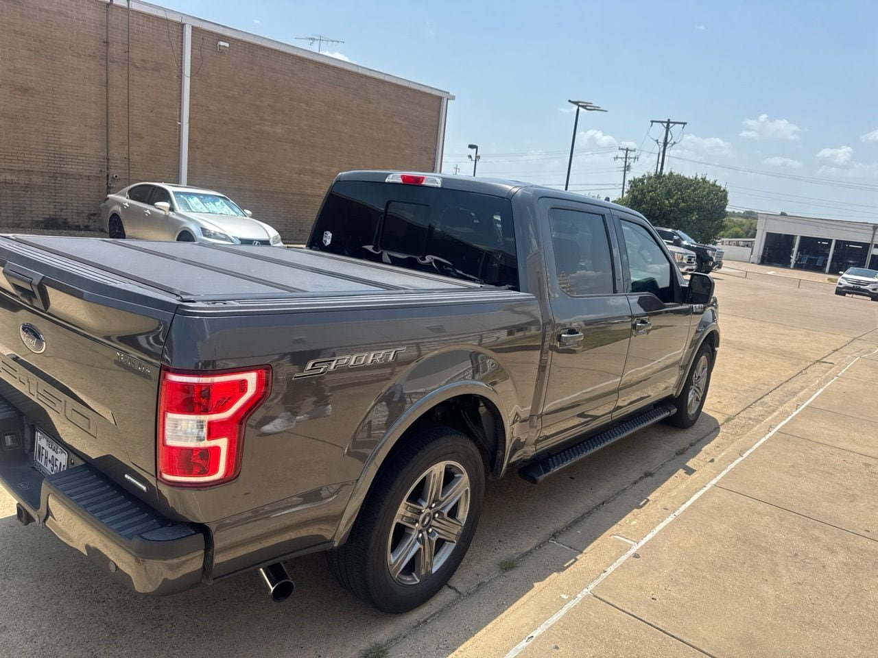 Certified 2020 Ford F150 XLT w/ Equipment Group 302A Luxury RWD image 4