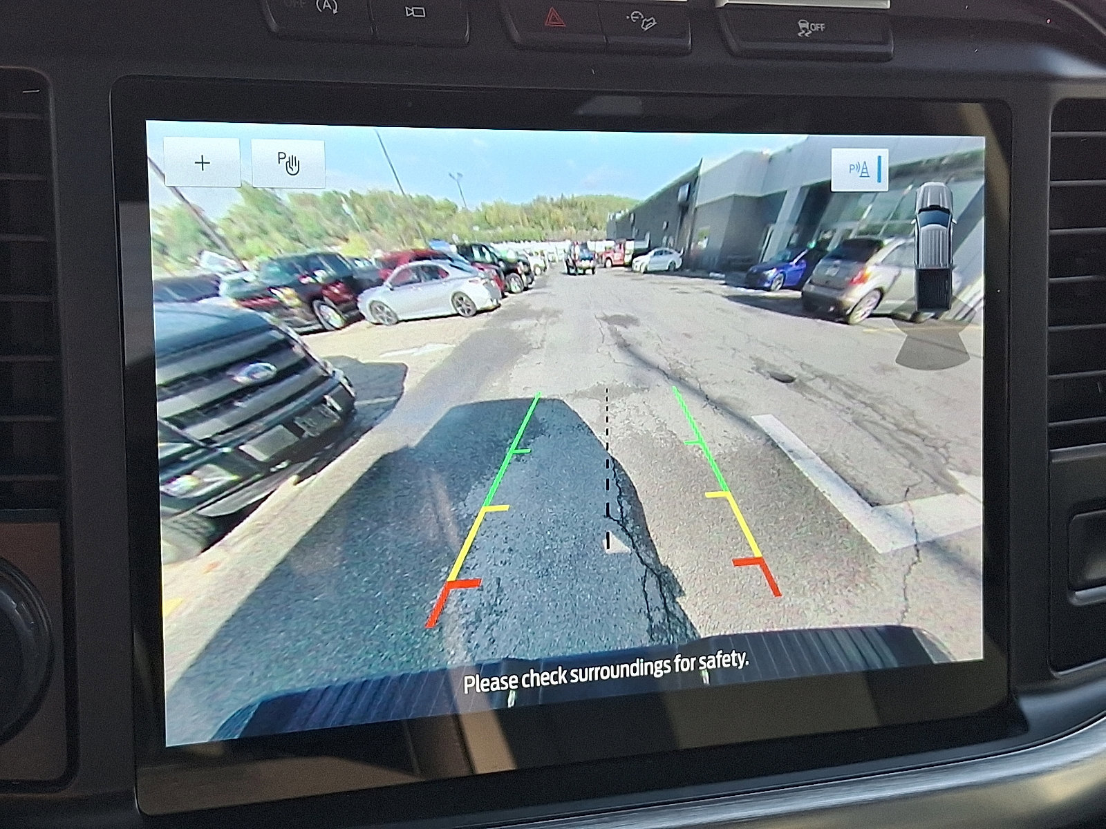 Certified 2021 Ford F150 Lariat w/ Equipment Group 502A High image 17