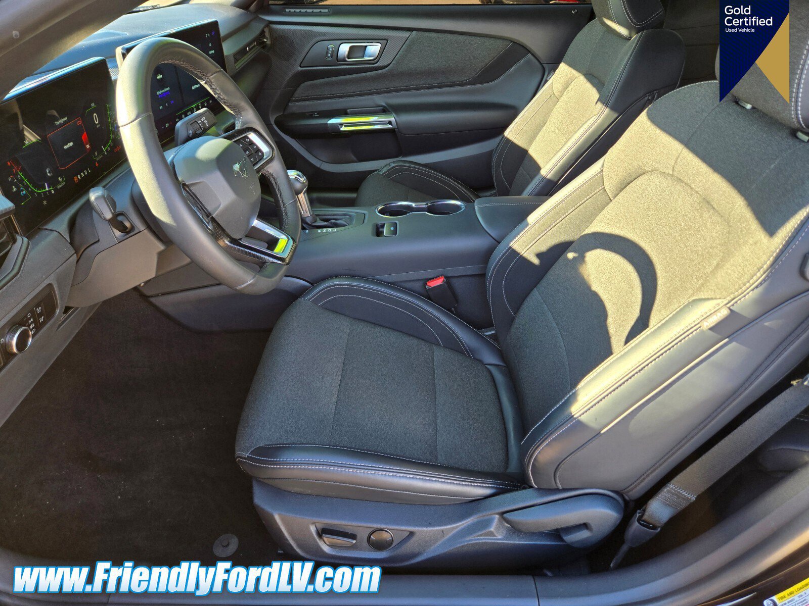 Certified 2025 Ford Mustang Coupe image 9