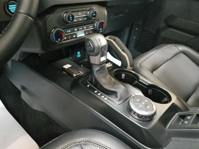 Certified 2025 Ford Bronco Badlands AWD/4WD image 13